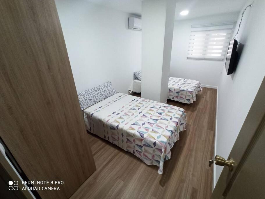 Apartamento Vacacional Apartamento Torrevieja Exterior foto